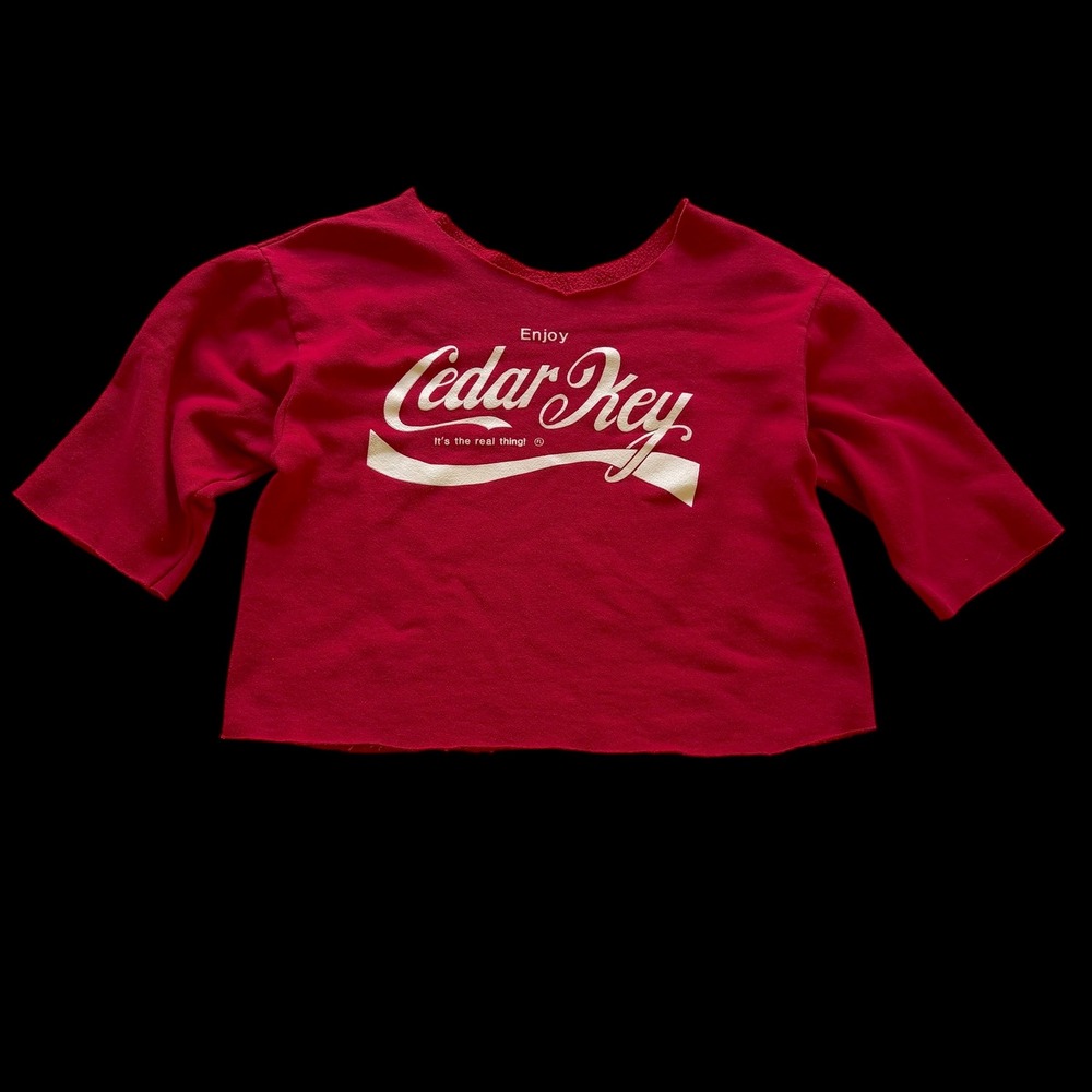 70's Enjoy Cedar Key Red Cropped Sweatshirt Raw Hem Graphic Pullover Medium